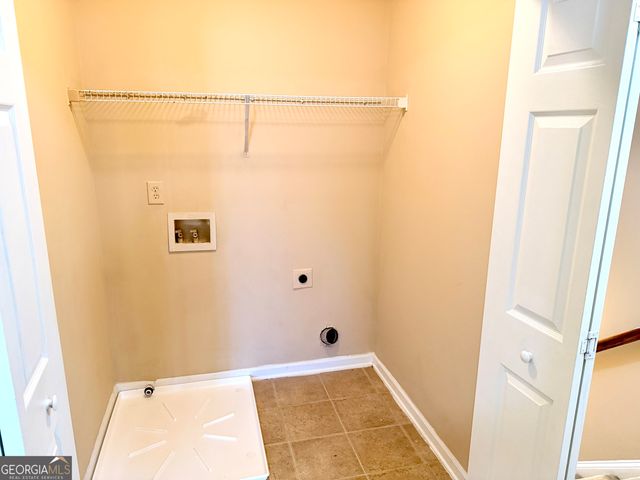 2390 Camden Oak Way, Lithonia, GA 30058