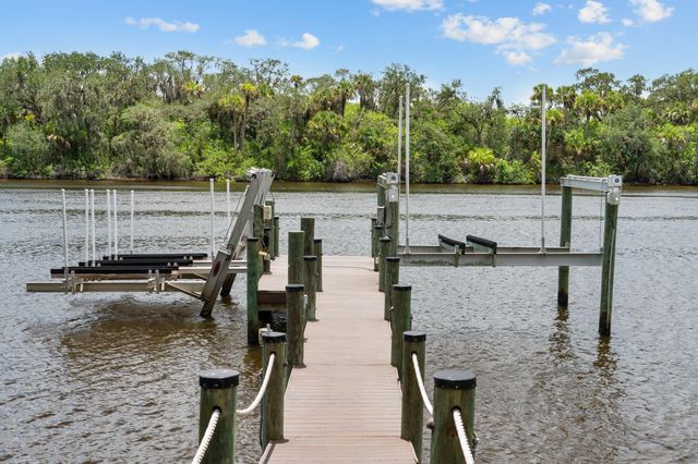 6621 SW Silver Wolf Drive, Palm City, FL 34990
