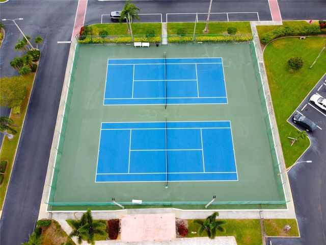 7405 BAY ISLAND DRIVE S 127, South Pasadena, FL 33707