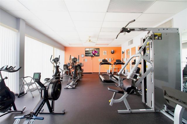 7405 BAY ISLAND DRIVE S 127, South Pasadena, FL 33707