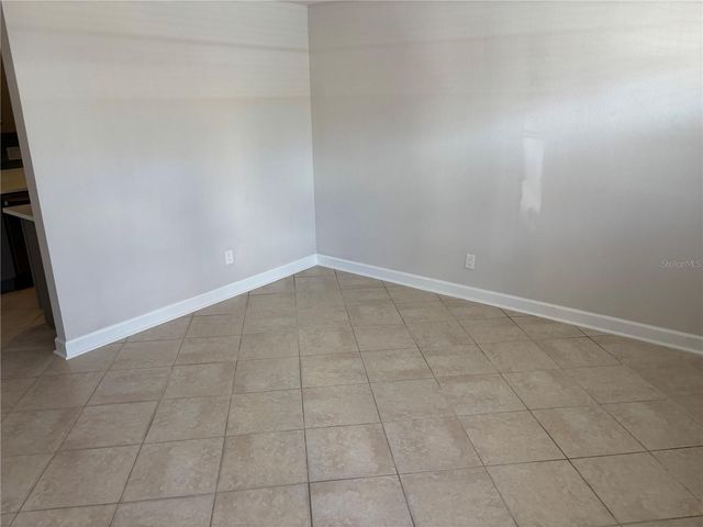 7405 BAY ISLAND DRIVE S 127, South Pasadena, FL 33707