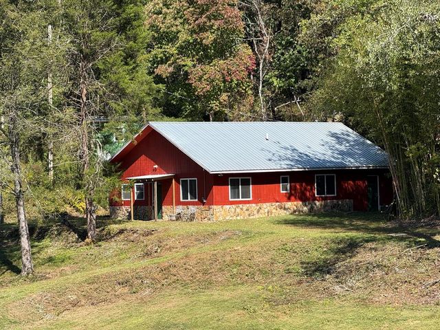 37 Shady Creek Ridge, Marble, NC 28905