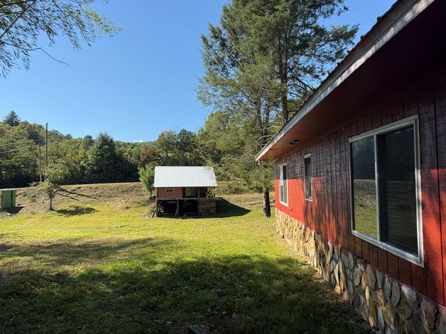 37 Shady Creek Ridge, Marble, NC 28905