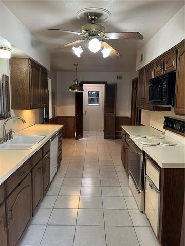 1302 Cherokee Drive, Richardson, TX 75080