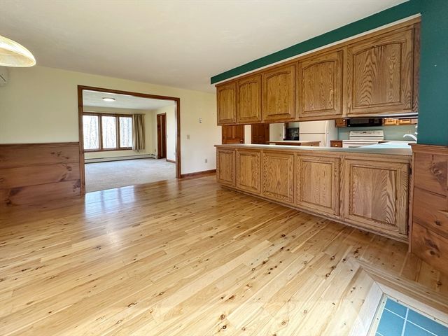 399 Central Tpke, Sutton, MA 01590