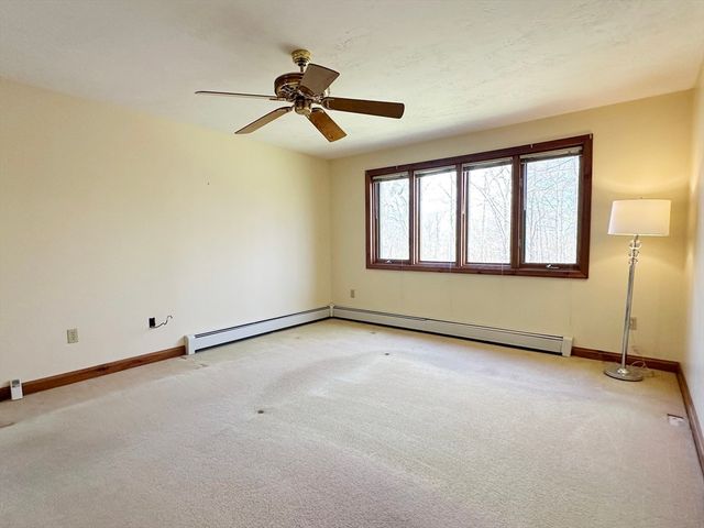 399 Central Tpke, Sutton, MA 01590