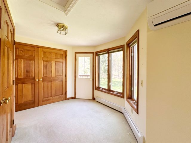 399 Central Tpke, Sutton, MA 01590