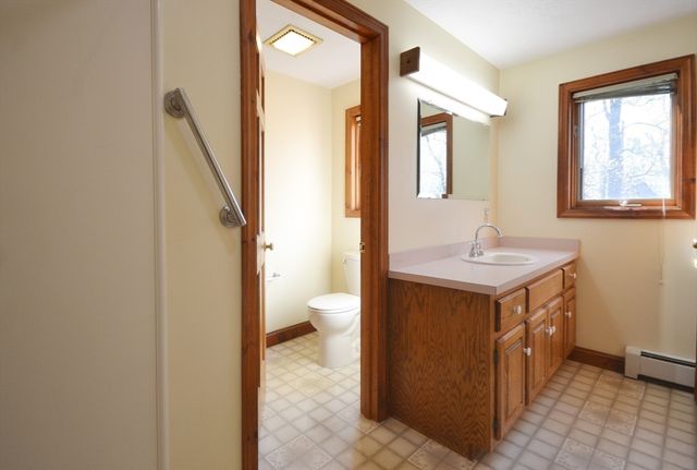 399 Central Tpke, Sutton, MA 01590