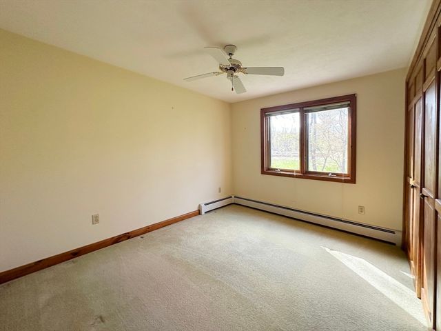 399 Central Tpke, Sutton, MA 01590