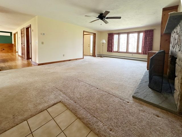 399 Central Tpke, Sutton, MA 01590
