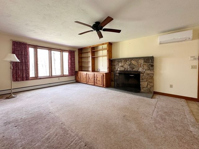 399 Central Tpke, Sutton, MA 01590