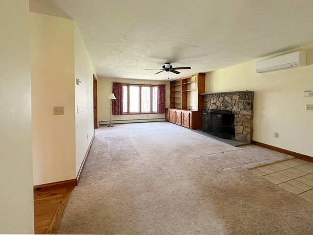 399 Central Tpke, Sutton, MA 01590