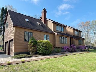 399 Central Tpke, Sutton, MA 01590