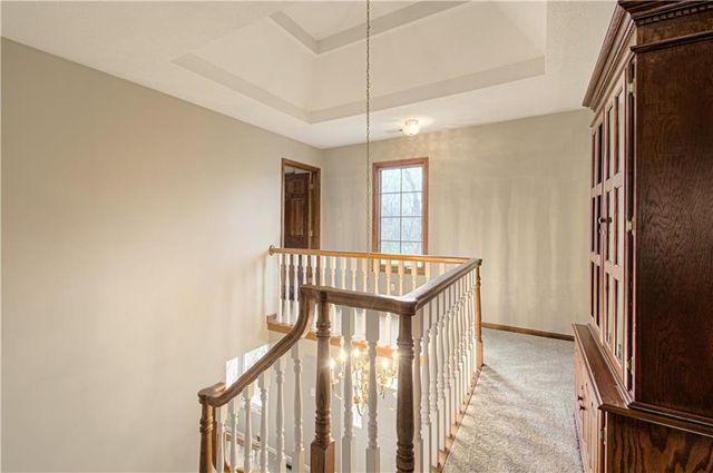 12015 State Route 7 Highway, Lee's Summit, MO 64086