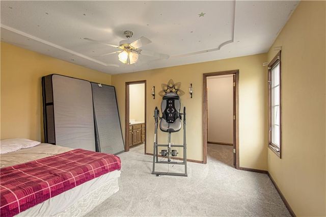 12015 State Route 7 Highway, Lee's Summit, MO 64086