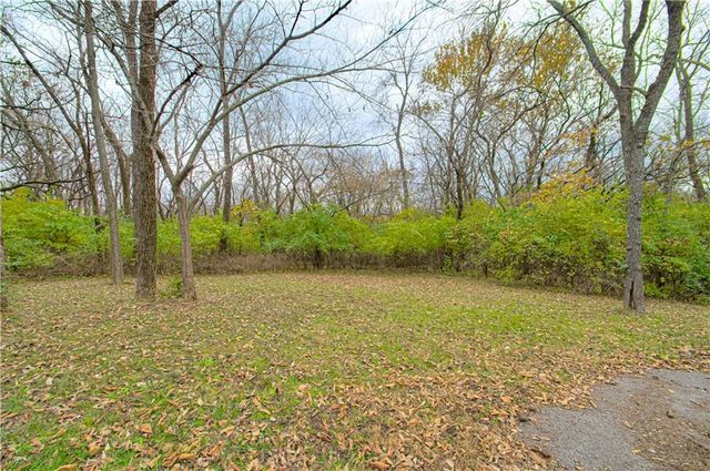 12015 State Route 7 Highway, Lee's Summit, MO 64086