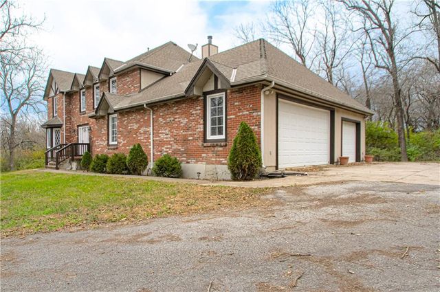 12015 State Route 7 Highway, Lee's Summit, MO 64086