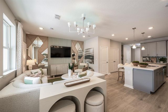 682 LOLA LANE, Oviedo, FL 32765