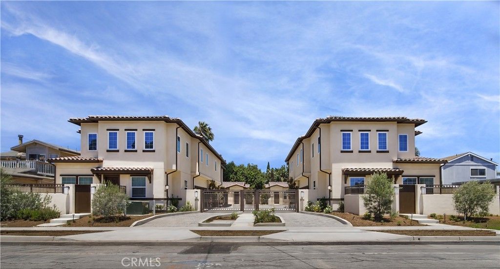 374 Hamilton St B101, Costa Mesa, CA 92627