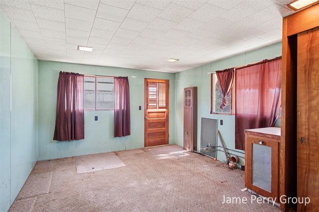 80 W Holland Lake Road, Sheridan, MI 48884