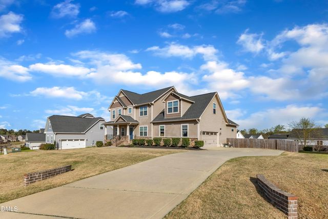 208 Tarkenton Court, Clayton, NC 27527