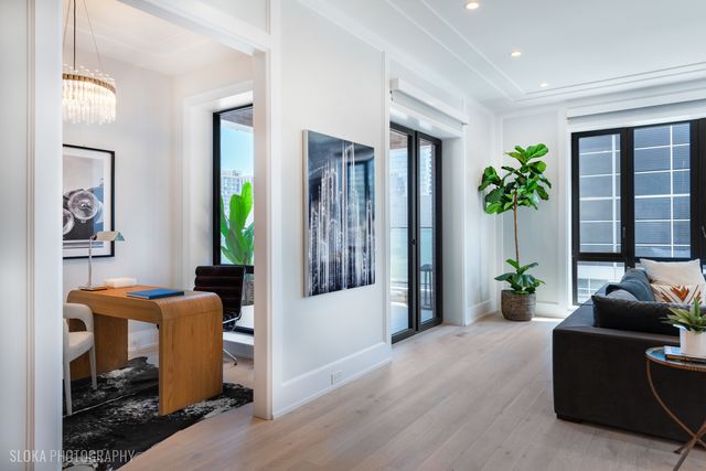 116 N Willard Court PH01, Chicago, IL 60607