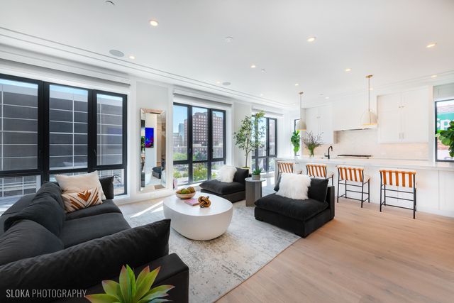 116 N Willard Court PH01, Chicago, IL 60607