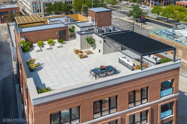 116 N Willard Court PH01, Chicago, IL 60607