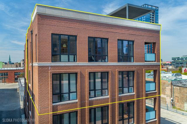 116 N Willard Court PH01, Chicago, IL 60607