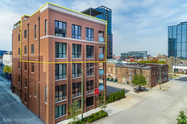 116 N Willard Court PH01, Chicago, IL 60607