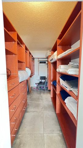 3255 NE 184th St 12408, Aventura, FL 33160