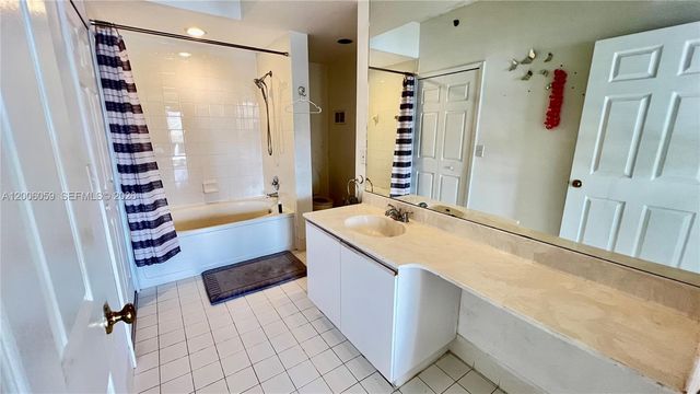3255 NE 184th St 12408, Aventura, FL 33160