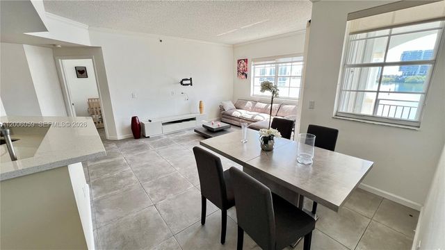 3255 NE 184th St 12408, Aventura, FL 33160