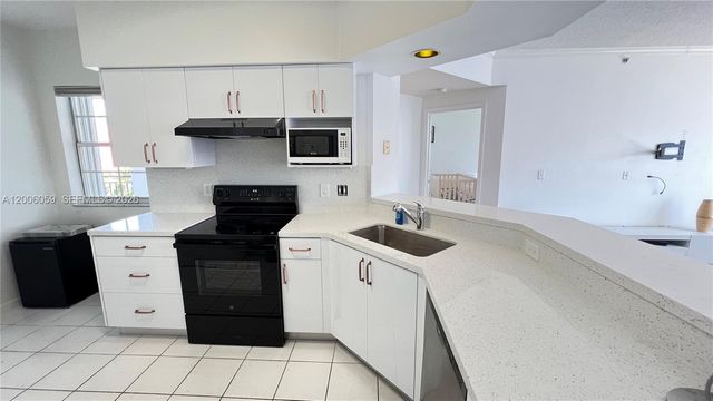 3255 NE 184th St 12408, Aventura, FL 33160