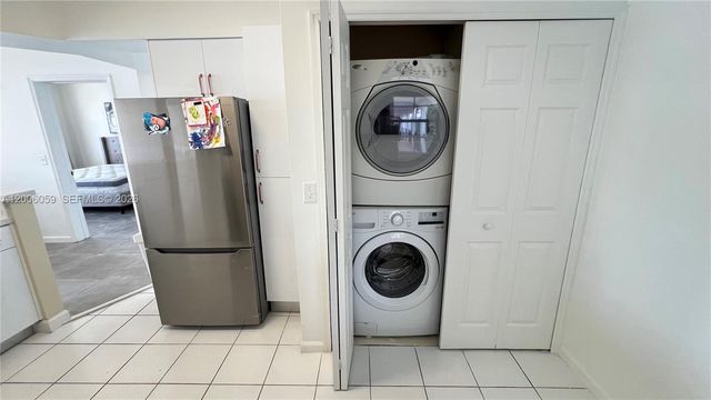 3255 NE 184th St 12408, Aventura, FL 33160