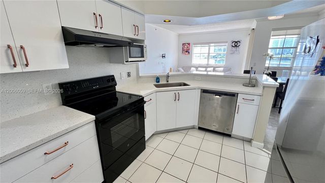 3255 NE 184th St 12408, Aventura, FL 33160