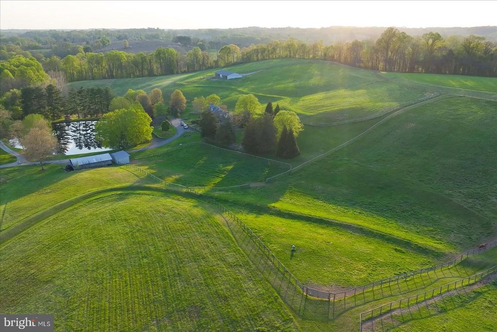 Image 12 of property listing at 1089 NESBITT RD, Colora, MD 21917