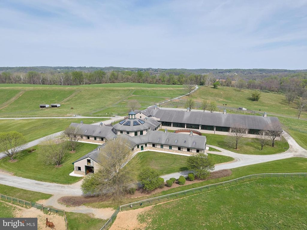 Image 70 of property listing at 1089 NESBITT RD, Colora, MD 21917
