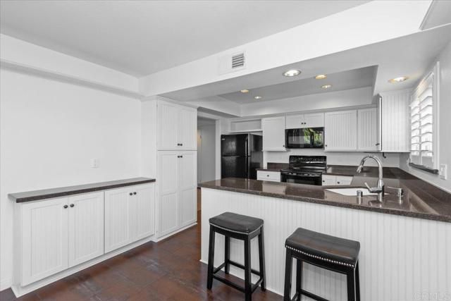 6880 Hyde Park Drive A, San Diego, CA 92119