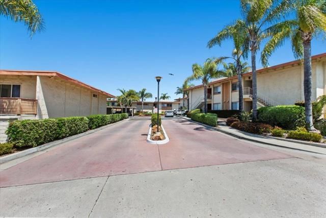 6880 Hyde Park Drive A, San Diego, CA 92119