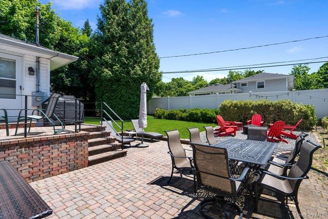 22 Theodore Drive, Plainview, NY 11803