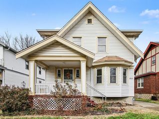 1966 Avonlea Avenue, Cincinnati, OH 45237