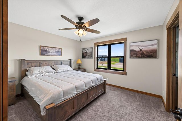 488 Gopher Court, New Richmond, WI 54017