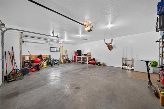 488 Gopher Court, New Richmond, WI 54017