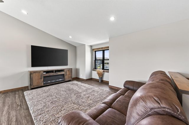 488 Gopher Court, New Richmond, WI 54017