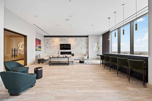 1711 Allen Pkwy 1907, Houston, TX 77019
