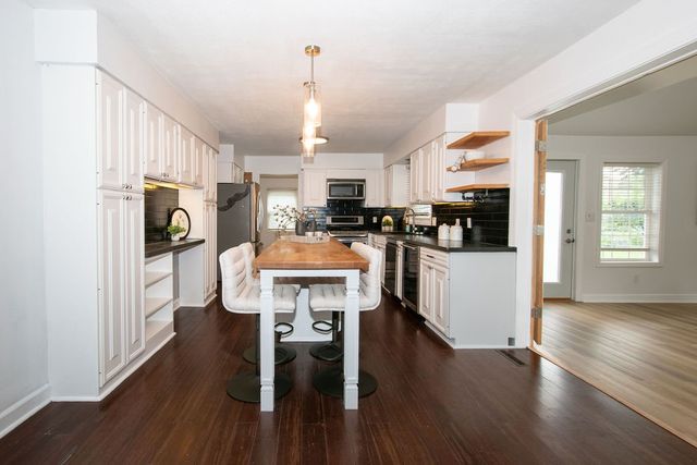4609 Merced Street, Des Moines, IA 50310