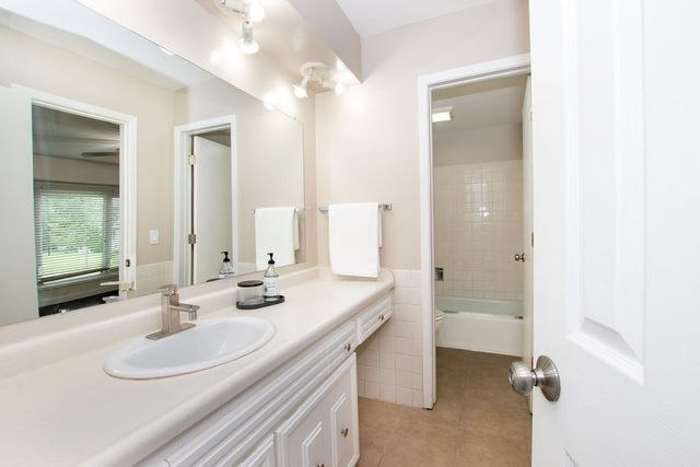 4609 Merced Street, Des Moines, IA 50310
