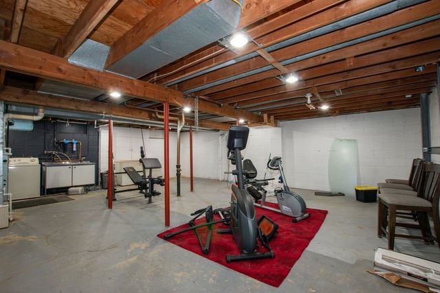 4609 Merced Street, Des Moines, IA 50310