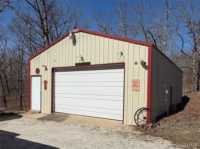 719 White Dogwood Court, St Clair, MO 63077